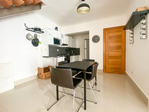 Apartamento Disponible Para Alquiler Con Línea Blanca, Dentro De La Comunida- Punta Cana Village