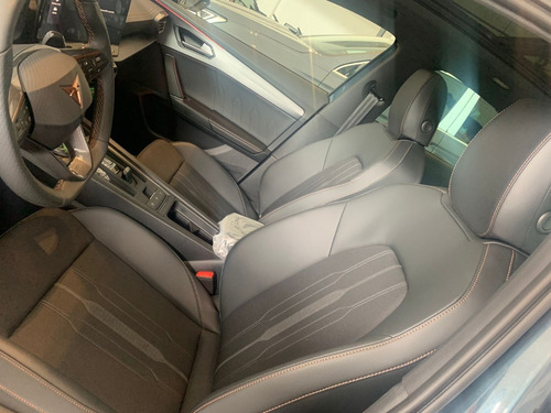 Imagen 11 de 19 de Cupra Formentor Modelo 2023 Metalizado