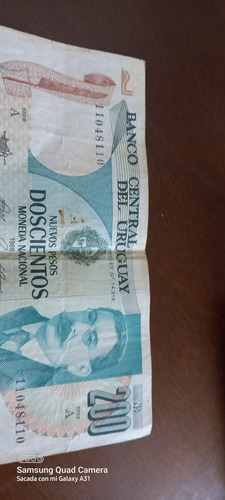 Billete De $200 Uruguayos Del Año 1986