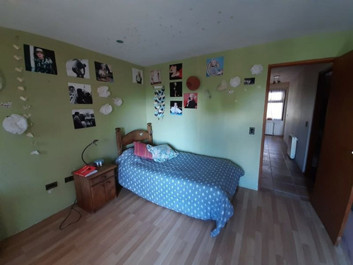 Imagen 14 de 17 de Ideal Hostel/hosteria 5 Dorm Vista Al Lago Jardin