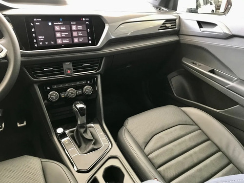 Imagen 8 de 21 de Volkswagen Taos 1.4 250 Tsi Highline #36