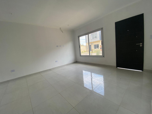Venta Duplex 3 Amb C/cochera Ituzaingo A Estrenar