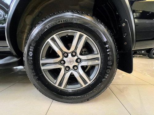 Toyota Hilux SW4 2.7 SRV 7 LUGARES 4X2 16V FLEX 4P AUTOMÁTICO