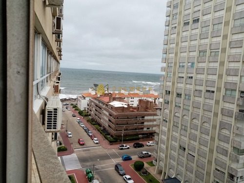 Apto En Santos Dumont - Consulte !!!!- Ref: 3761