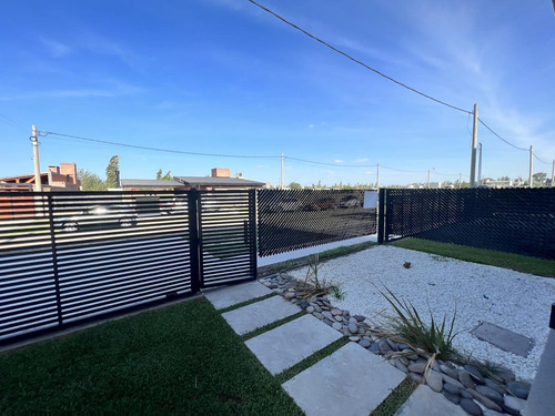 Imagen 30 de 30 de Venta Casa En Funes Town A Estrenar