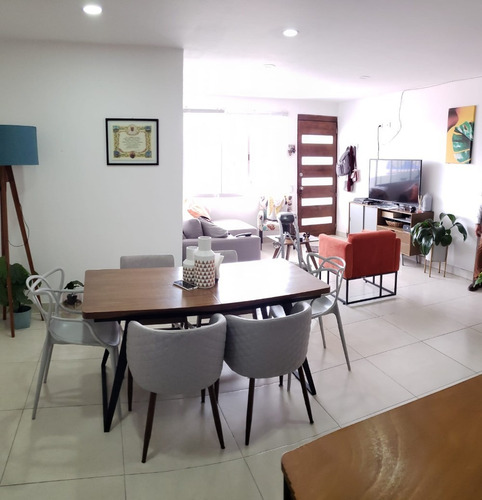 Imagen 3 de 14 de Venta De Departamento En La Colonia Villa Encantada