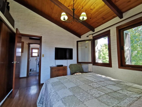 Casa En Venta De 3 Dormitorios En Barra De Carrasco