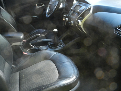 Imagen 9 de 9 de Hyundai Tucson 2.0 Gls 4x4 Caja Manual
