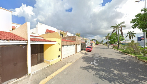Oportunidad Casa De Remate, En Cancun Qroo. Perfecta Zona.
