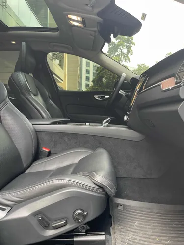 Volvo Xc60 2023 Recharge Ultimate T8 2.0 Awd Gasoelec