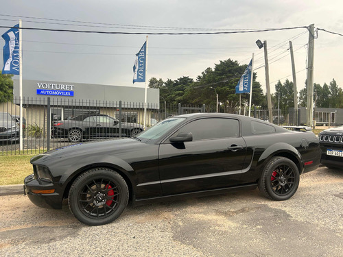 Ford Mustang Coupe Manual