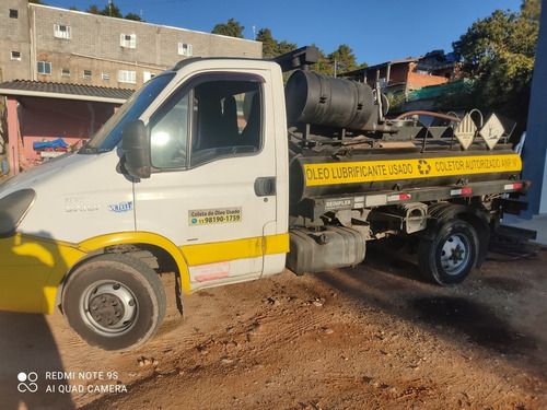 Imagem 3 de 8 de Iveco 35s14