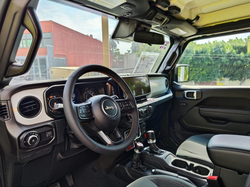 Jeep Gladiator Willys