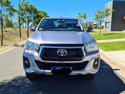 Toyota Hilux 2.8 Cd Sr 177cv 4x4 2020