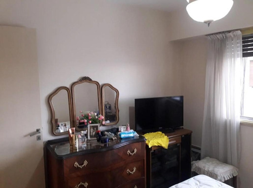 Departamento En Venta - 2 Dormitorios 1 Baño - 58mts2 - Avellaneda