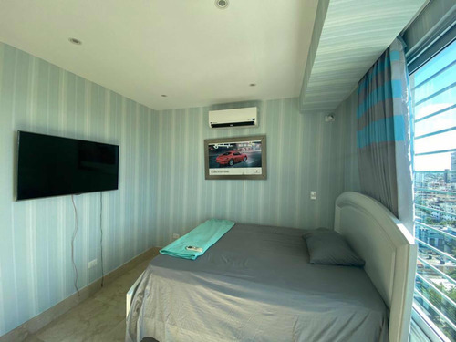 Venta De Penthouse En Alma Rosa I Santo Domingo Este