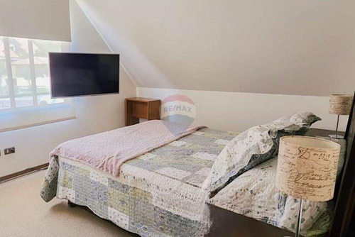 Oportunidad!! EquiPadísima Casa Familiar 5d/4b