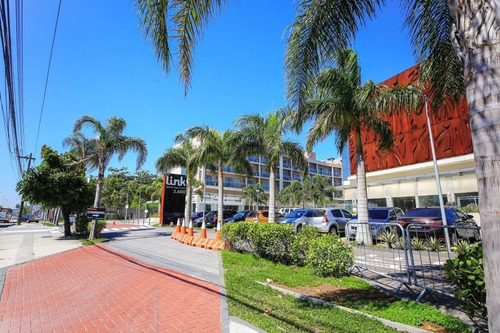 Imagem 1 de 12 de Sala À Venda No Bairro Barra Da Tijuca - Rio De Janeiro/rj - O-6147-14572
