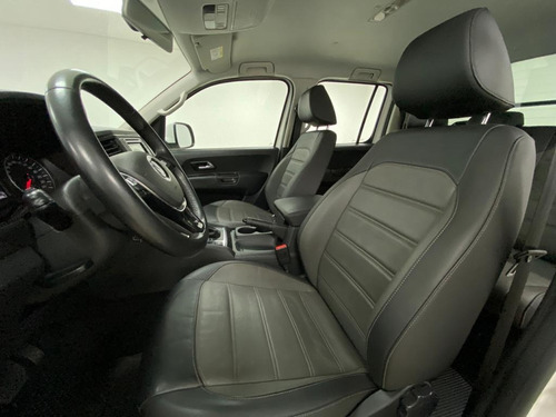 Imagem 7 de 13 de Volkswagen Amarok 2.0 Cd 4x4 Comfortline (aut)