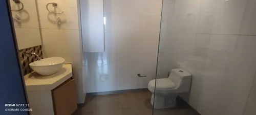 Apartaestudio En Arriendo En Chapinero Central. Bogota. Colombia