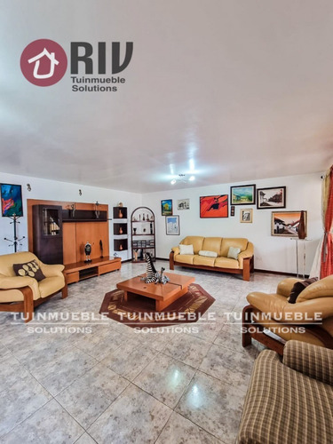 Venta - Quinta En Alto Prado. Estado Miranda.