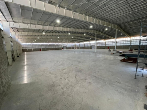 Imagen 16 de 30 de Exclusiva Nave Logistica E Industrial En Esquina A Dos Calles