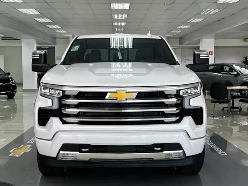 Chevrolet Silverado 5.3 V8 High Country