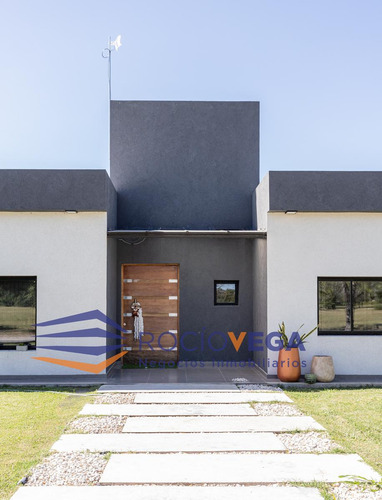 Casa A La Venta Y/o Alquiler En Everlinks, Lujan