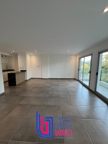 Venta De Departamento Dos Dormitorios Calle 54 E/ 23 Y 24