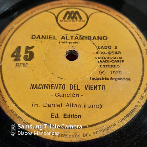 Simple Daniel Altamirano Microfon C16