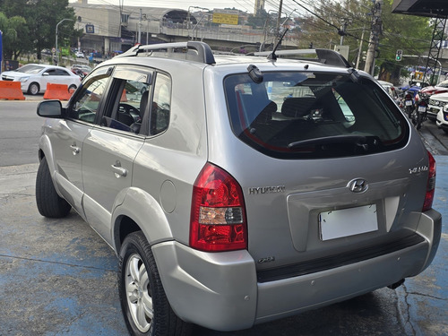 Hyundai Tucson 2.0 MPFI GLS 16V 143CV 2WD GASOLINA 4P AUTOMÁTICO