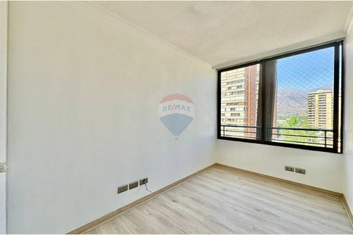 Excelente Departamento Con Vista Despejada 4d + 3b