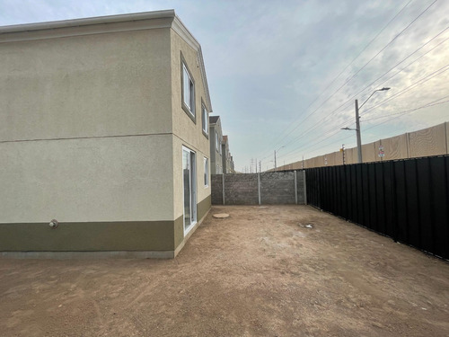 Casa Nueva Año 2025 - Ambiente Tranquilo /excelente Sector