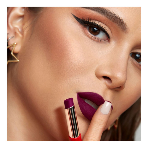 Labial Mate Vino Actitud Colorfix 24 H Ésika