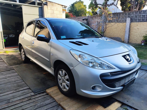 Peugeot 207 1.6 Sedan Xt Tiptronic