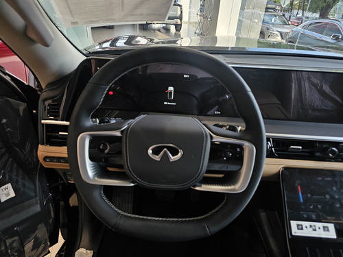 Infiniti QX80 3.5 V6 Sensory 8 Pasajeros
