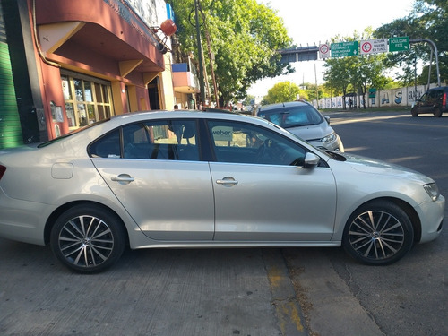 Volkswagen Vento 2.0 Sportline Tsi 200cv Dsg Permuto Financi