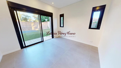 Venta Casa 3 Dormitorios En El Golf, Punta Del Este
