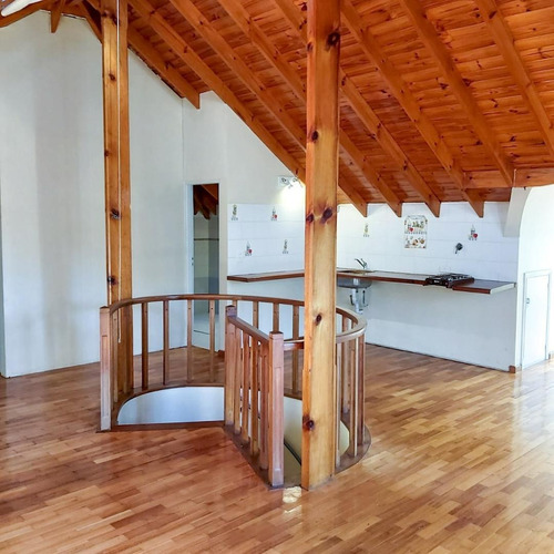Venta Casa De Estilo 7 Amb En Zona Residencial De Martinez