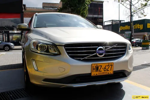 Volvo XC60 2.0 T5 Momentum