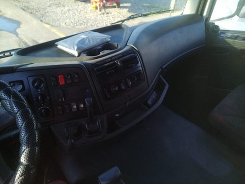 Camion Mercedes 2533, Año 2017, Carroceria Plana