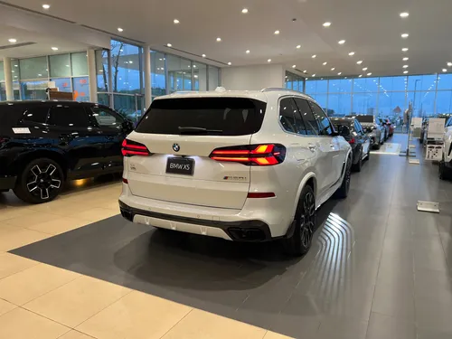 BMW X5 4.4 V8 M60I