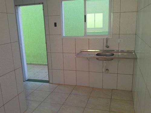 Imagem 26 de 28 de Sobreposta Alta Nova Com Quintal Área De Serviço Cozinha Ampla Garagem Bem Localizada Não Tem Problema De Enchentes Perto De Ponto De Ônibus E Lotaçoes - Hm1663