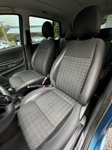 Volkswagen Fox 1.6 Confortline Pack Saf