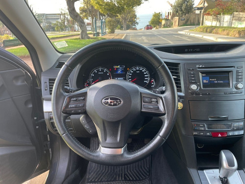 Imagen 11 de 12 de Subaru Outback Cvt 2.5 Awd 2015