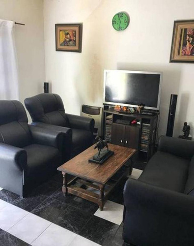 Imagen 3 de 19 de En Venta. Casa 3 Ambientes Con Parque. Consulte!