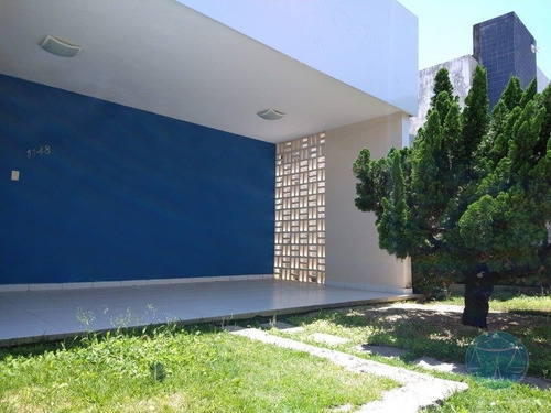 Imagem 2 de 15 de Ponto Comercial No Tirol - V-11595