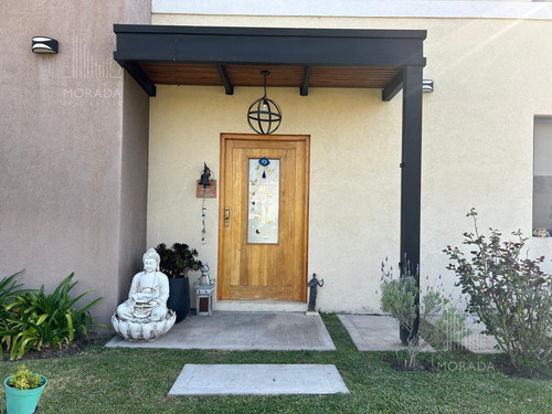 Casa En Venta 4 Ambientes San Eduardo Pilar Del Este Con Pileta Con Financiacion Propia
