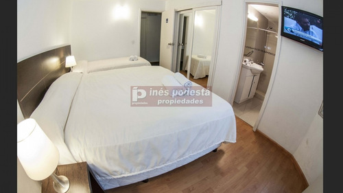 Hotel En Venta En La Península A Pasos Del Puerto- Ref: 37584