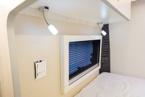 Equipamiento Zafiro Imperio Motorhome Sprinter Mercedes Benz